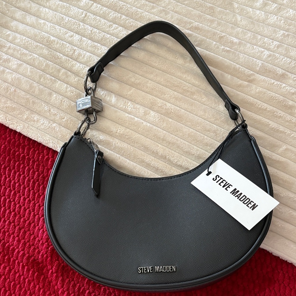 Steve Madden Sleek Black Shoulder Bag